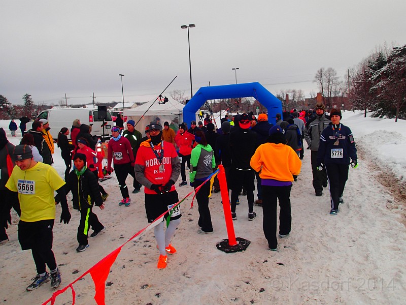 2014 Super 5K 026.JPG - 2014 Super 5K in Novi Michigan. 20 degrees, snowy streets, long walks.
